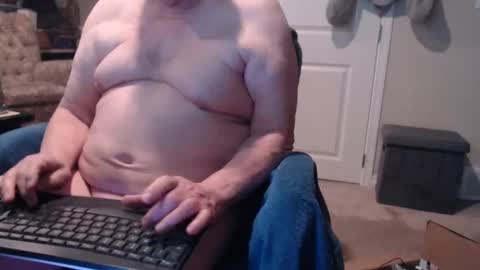 selkie2s online show from February 9, 6:37 pm