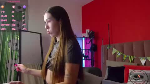 Nicole online show from June 22, 1:44 am
