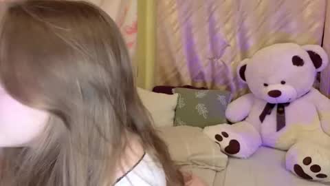 Sellya online show from November 30, 9:11 pm