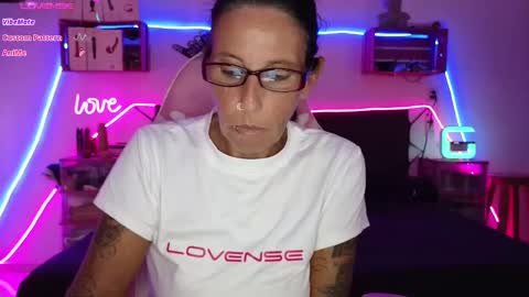 Selvaggia Del Caribe online show from January 14, 8:48 pm