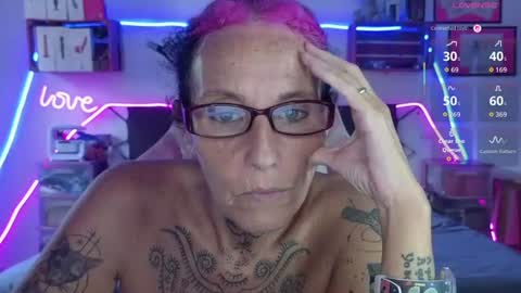 Selvaggia Del Caribe online show from July 9, 6:34 pm