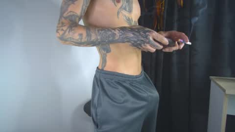 sem_alas online show from June 11, 12:54 am