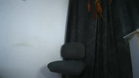 sem_alas online show from November 12, 2:36 am