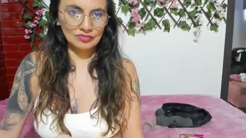 cristal online show from February 19, 9:03 pm