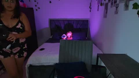 Camille and sophie online show from December 14, 12:17 am