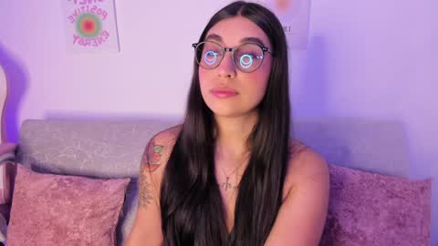 sensualhaven_ online show from January 3, 11:33 pm