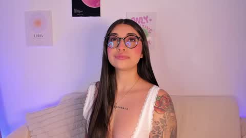 sensualhaven_ online show from April 16, 1:17 am