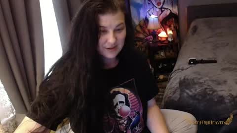 Tara online show from April 24, 1:35 pm