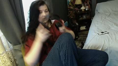 Tara online show from November 28, 1:40 pm