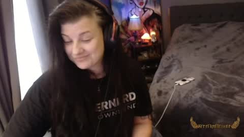 Tara online show from April 26, 1:42 pm