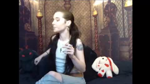 Seraphin Munster online show from August 6, 5:11 pm