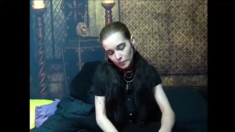 Seraphin Munster online show from June 25, 5:18 pm