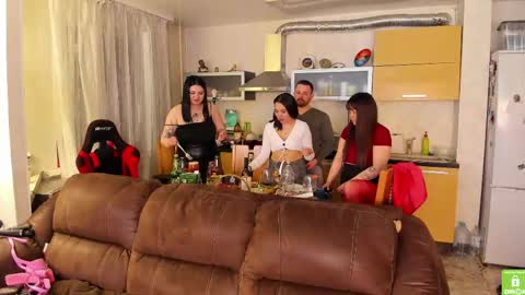 Alisha  Kevin online show from April 30, 8:57 pm