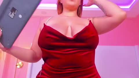 s e r e n a online show from August 3, 11:27 am