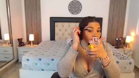 Serena online show from December 15, 11:39 am