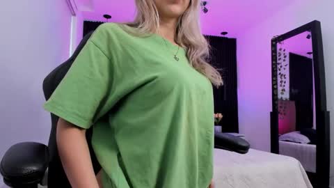 Serene online show from January 16, 12:47 pm