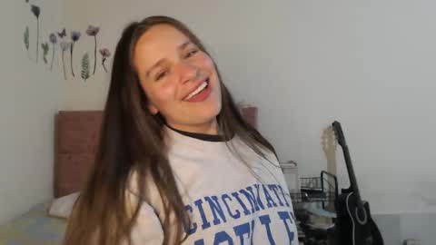 serenity_crystal online show from November 1, 12:44 am