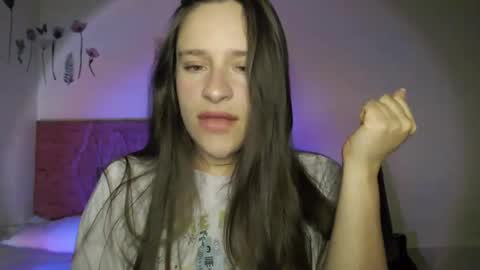 serenity_crystal online show from September 18, 12:47 am