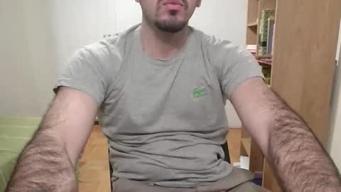 Max online show from December 18, 12:39 am