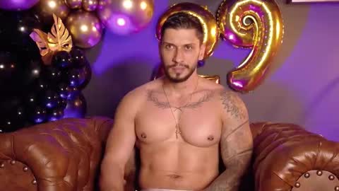 HEY IM SETH online show from October 23, 10:10 pm