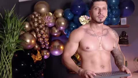 HEY IM SETH online show from October 27, 7:36 pm