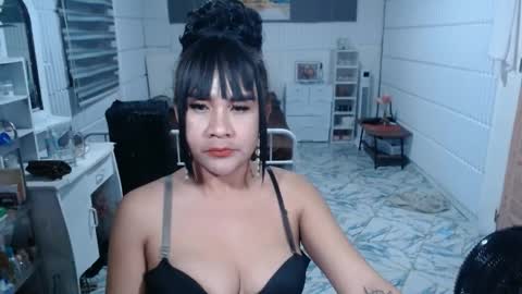 Snapshot of sexcum_trendingts_now chatting on October 6, 8:10 am MS Anna online show from October 6, 8:10 am