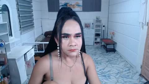 Snapshot of sexcum_trendingts_now chatting on October 3, 7:05 am MS Anna online show from October 3, 7:05 am