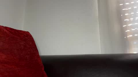 Lucenzo  online show from January 7, 12:10 pm