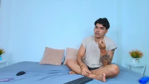 Marie  Tylor online show from July 31, 6:03 am