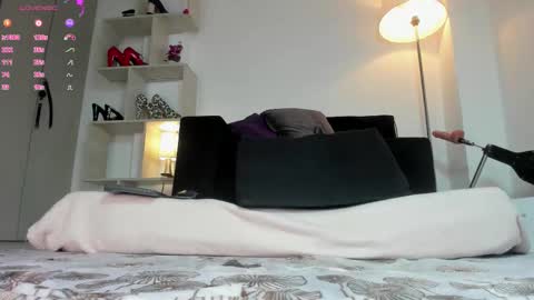 Rosa  online show from October 17, 1:26 pm