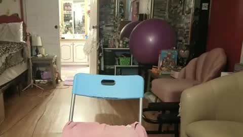 sexiwhiskey699 online show from April 29, 3:22 am