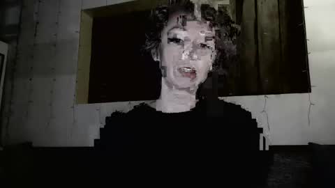 Trixy Rose online show from February 19, 3:17 am