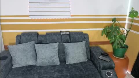 KhidaMilo online show from July 15, 10:36 pm
