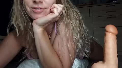 Verona online show from August 3, 2:57 am