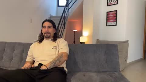 Andrea online show from June 10, 7:13 pm