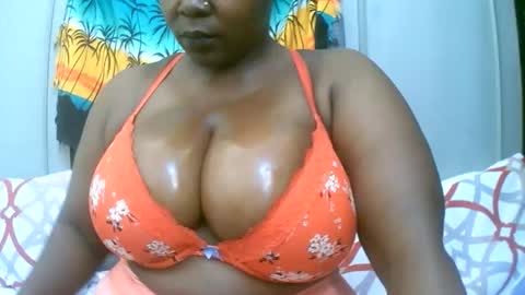 sexxi_ebony online show from February 25, 8:51 am