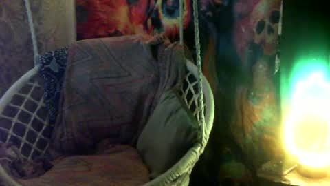 Leeah CloudZzz online show from July 20, 11:01 am