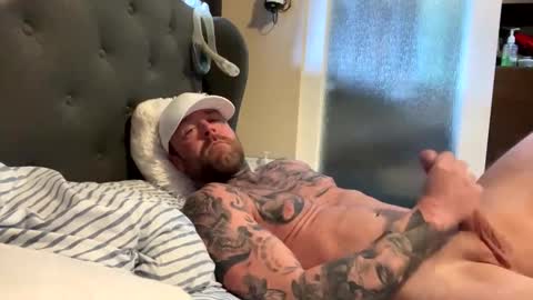 Big uncut hunk online show from March 15, 6:11 pm