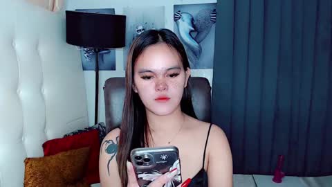 sexxxy_caroline online show from February 12, 12:33 pm