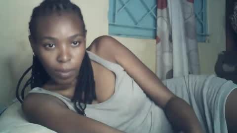 sexxy_curvy23 online show from June 18, 3:56 am