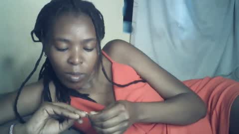 sexxy_curvy23 online show from July 7, 6:47 am