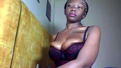 skylar online show from February 19, 2:11 am