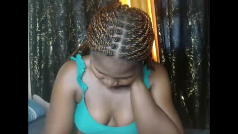 sexxypritty online show from May 1, 5:12 am