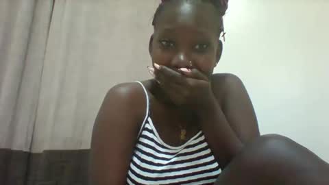 sexxyvajaina online show from November 15, 9:33 am