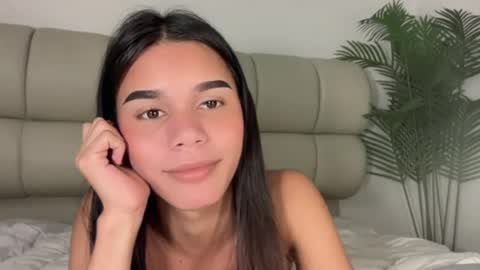 sexy_alexa17 online show from July 29, 6:35 am