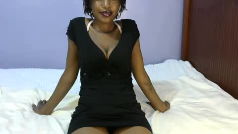 kiki online show from June 18, 10:15 pm