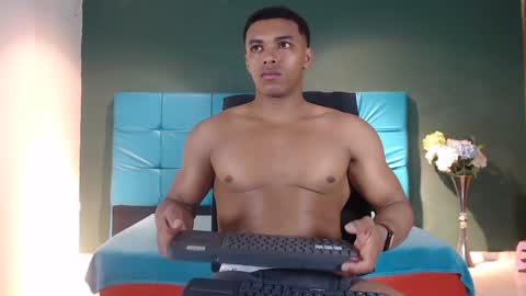 sexy_bigcock01 online show from January 20, 12:07 pm