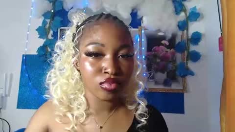 sexy_bluey247 online show from July 9, 4:00 pm