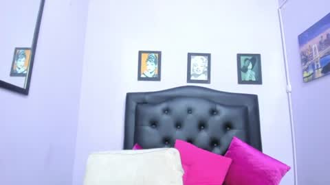 sexy_candy18x online show from June 26, 5:13 am