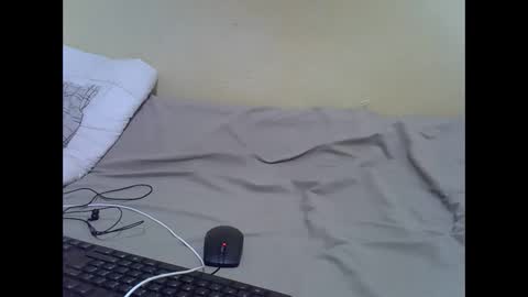 sexy_claude96 online show from January 11, 7:20 pm